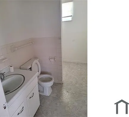 3 bed, $1,200 — Photo 3