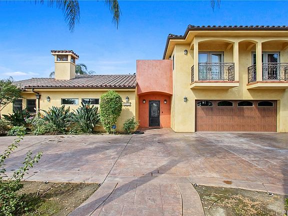 2nd image of 7735 Coldwater Canyon Ave