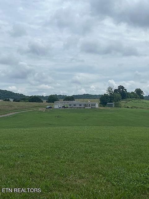 1st image of 210 Schertz Ln
