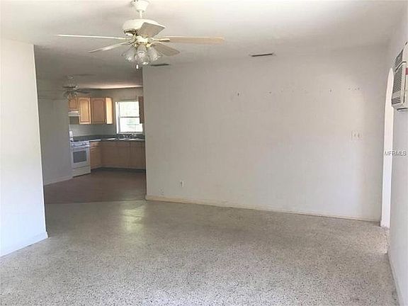 5th image of 8055 32nd Ave N