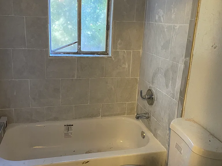 1036 W Livingston St #1038 — Photo 6