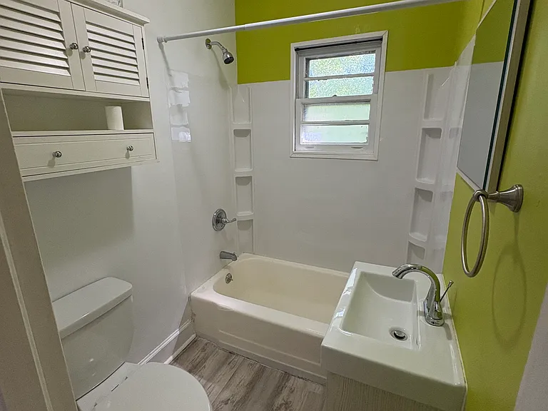 415 W State St #2 — Photo 8