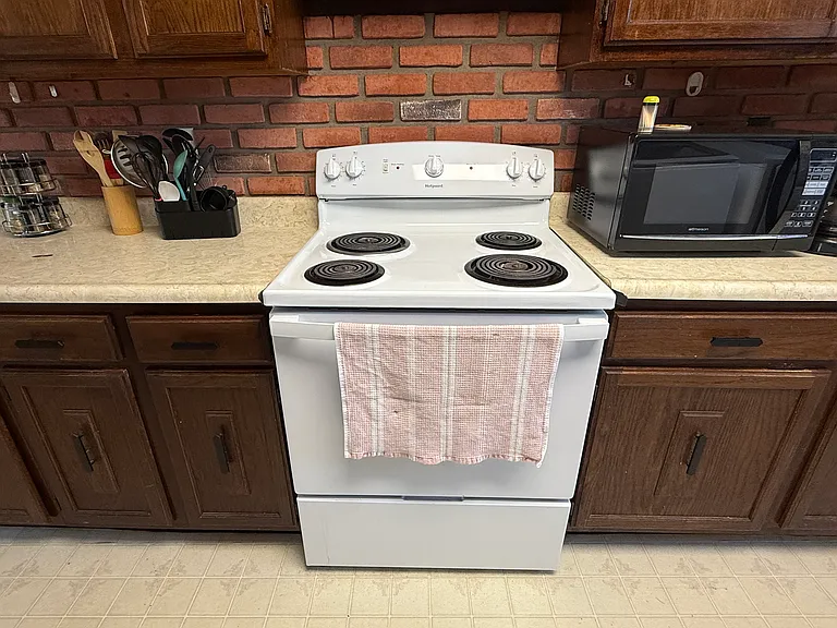 57 Vale St #3 — Photo 9