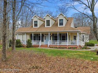 12 Sitwell Ln, Albrightsville, PA 18210