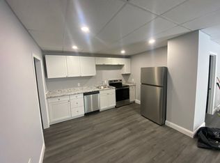 102 E Hollis St #1F, Nashua, NH 03060