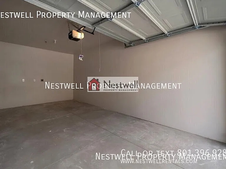 753 N Favreau Ln #U301 — Photo 24