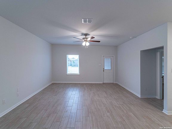 5th image of 297 Bobwhite Way
