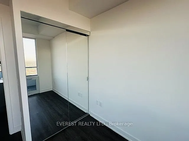 448 Burnhamthorpe Rd W #6512 — Photo 36