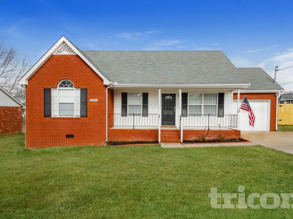 1207 Bolton Dr
