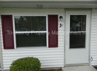 247 W Hall St, Leland, IL 60531