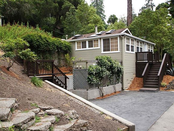 3rd image of 206 Cloister Ln