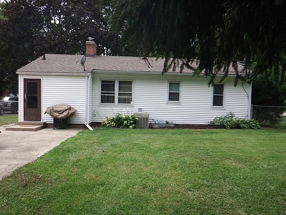 5th image of 1021 Stratford Ave