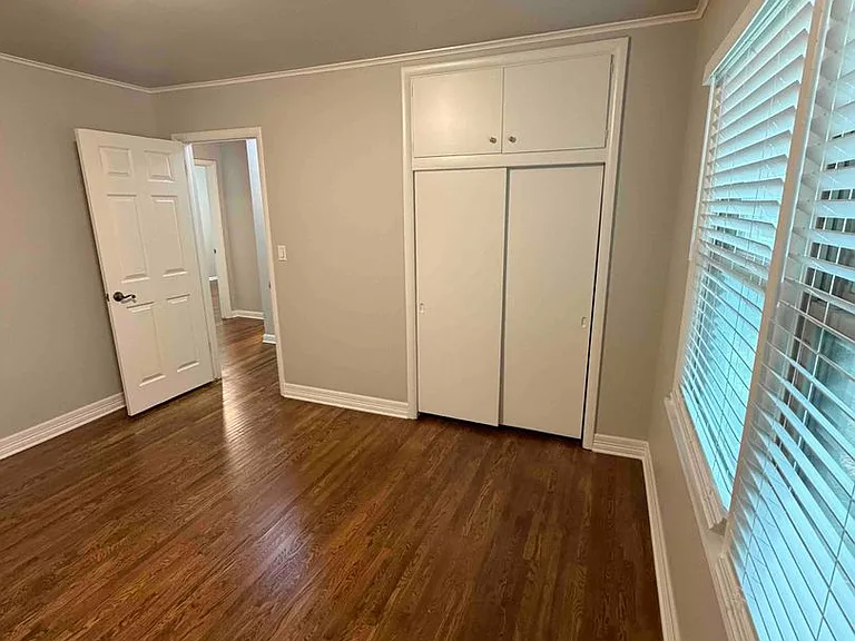 3616 E 40th Pl — Photo 15