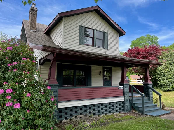 1201 Walnut St, Stoneboro, PA 16153