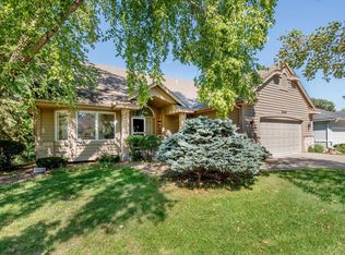 3048 Cedar Xing, Minnetonka, MN 55305
