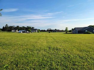 0 Cambridge St, Cresco, IA 52136