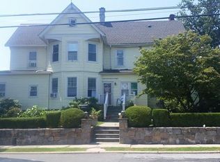 138 N Regent St, Port Chester, NY 10573