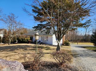 353 Sunset Rd, Pompton Plains, NJ 07444