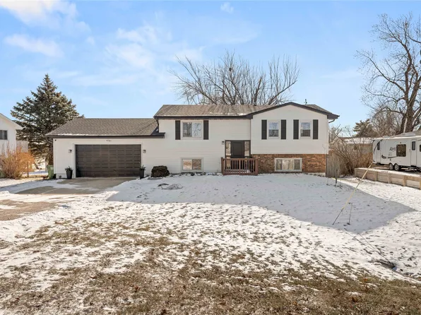 1832 330th St, Madrid, IA 50156