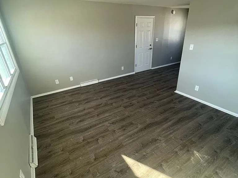 3210 N Marquette St — Photo 6