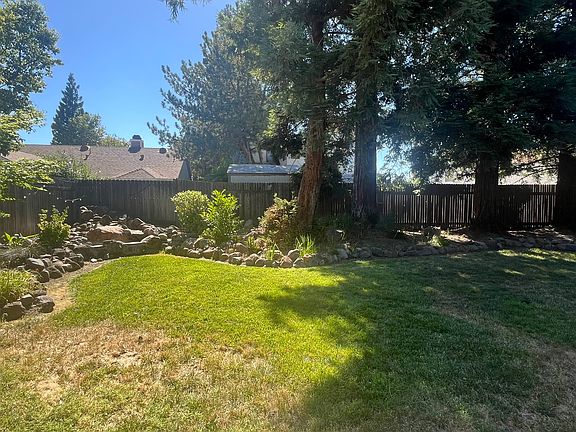 2nd image of 647 Hovey Way