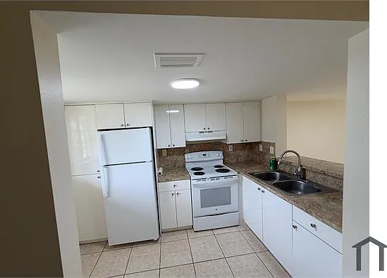 14020 NE 3rd Ct — Photo 5