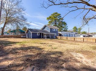 195 Lakeside Dr, Zavalla, TX 75980