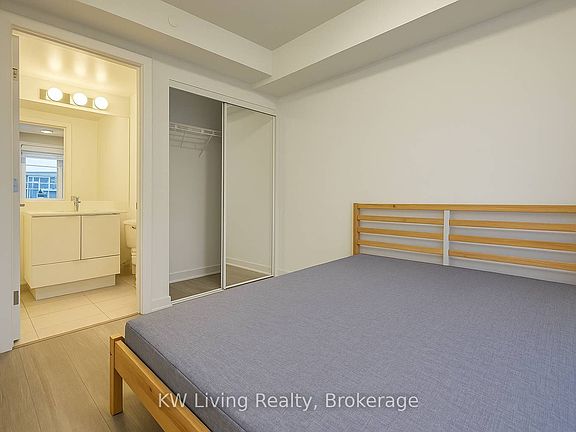 3rd image of 70 Princess St #2010