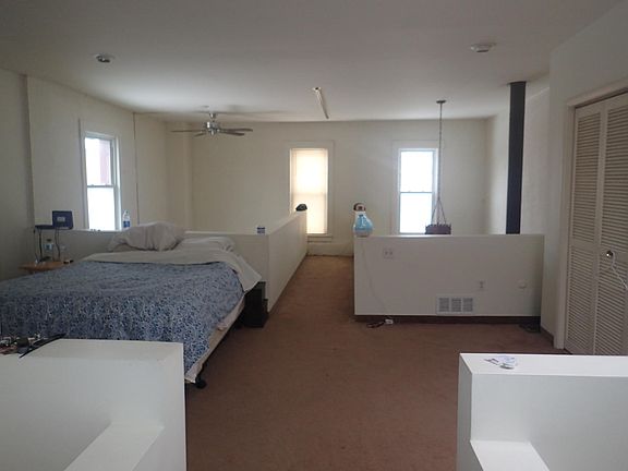 4th image of 916 Liberty St APT 6