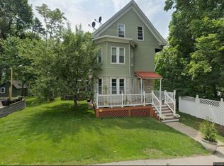 4 Wakefield St #3, Worcester, MA 01605