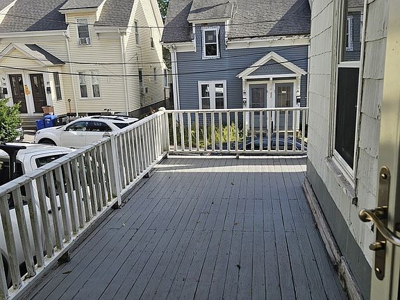 4th image of 22-24 Prout St