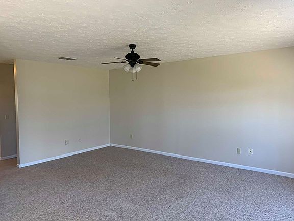 5th image of 413 Gulf Aire Dr