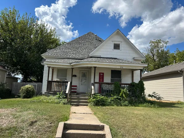 2116 S Moffet Avenue, Joplin, MO 64804