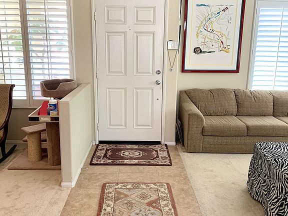 5th image of 8107 Annandale Ave
