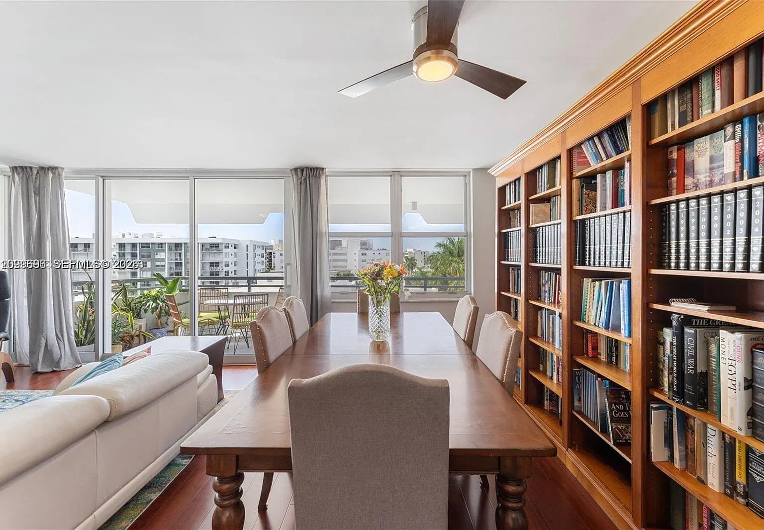 The Vintage Condo — Photo 3