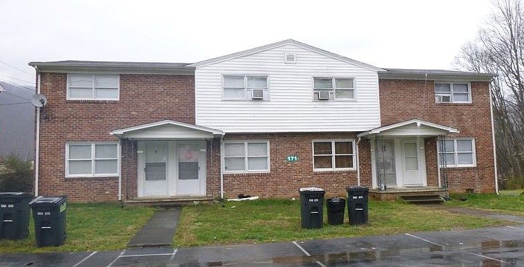 Whole Front Bldg_02162022