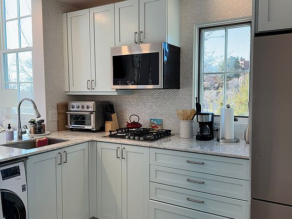 3rd image of 14 Montoya Cir #1