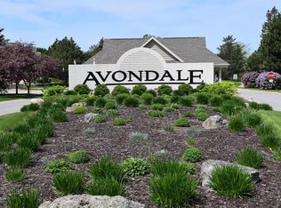 The Highlands Of Avondale Cond, Pewaukee, WI 53072