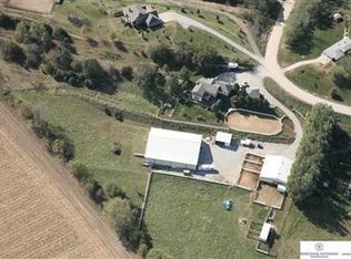 6694 N Ridge Rd, Fort Calhoun, NE 68023