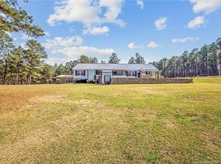 233 Lycon Hill Ln, Raeford, NC 28376