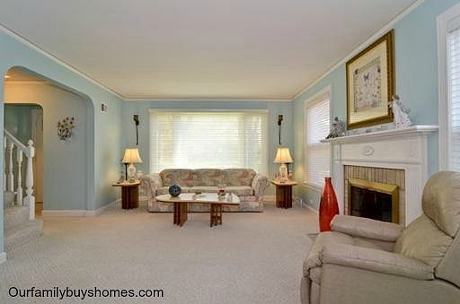 2nd image of 5338 Greenwood St