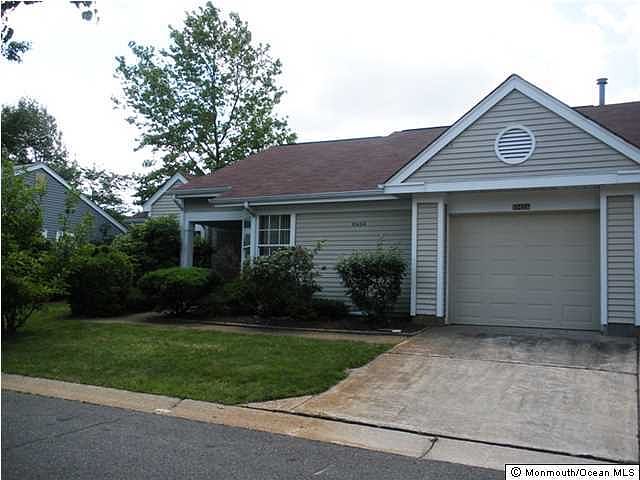1st image of 1043 Canterbury Drive #A