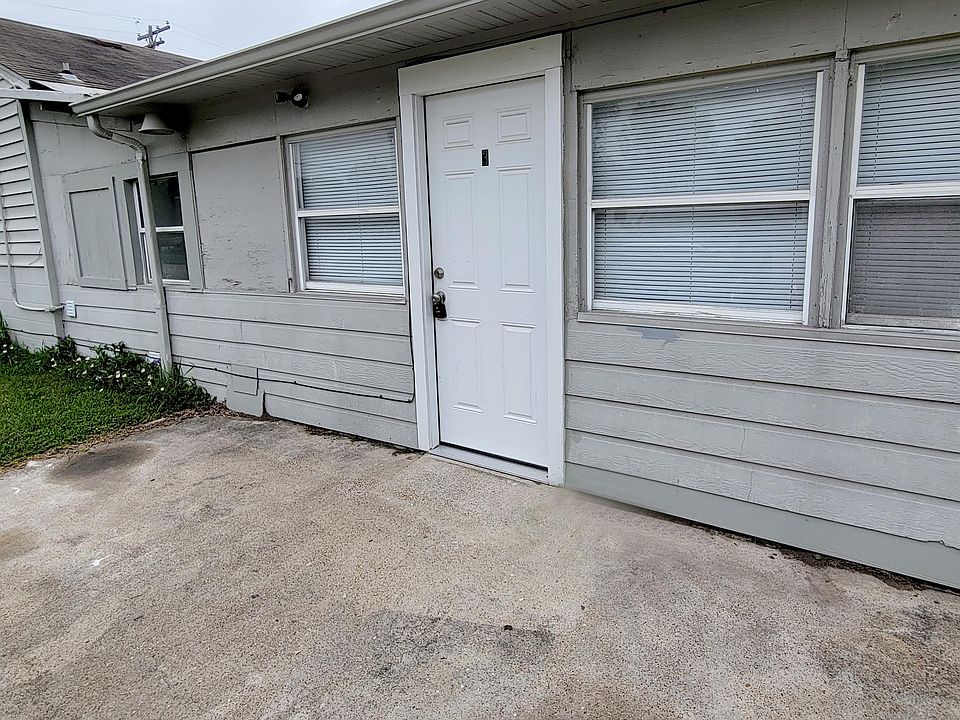 202 1/2 N Logan St, Texas City, TX 77590 Zillow