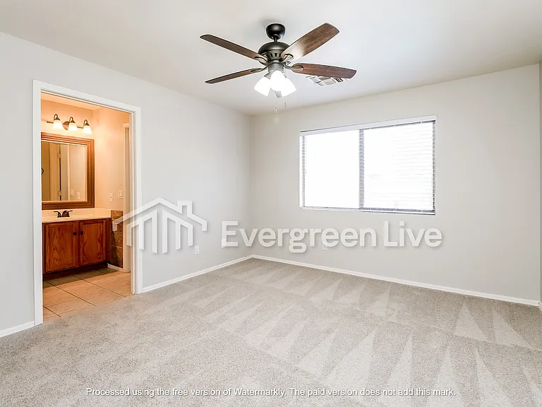 30587 N Royal Oak Way — Photo 8