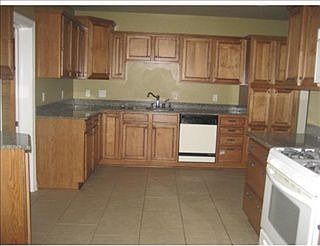1st image of 946 Athania Pkwy