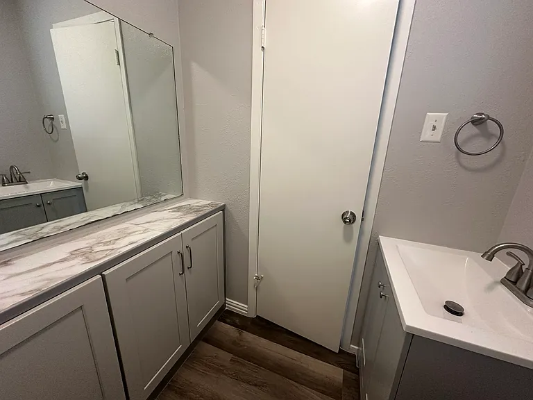 4304 Jenny Ln — Photo 11