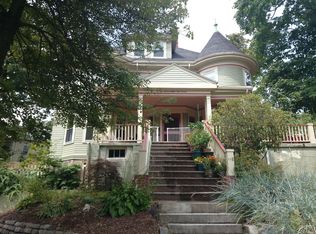 118 Mason Ter, Brookline, MA 02446