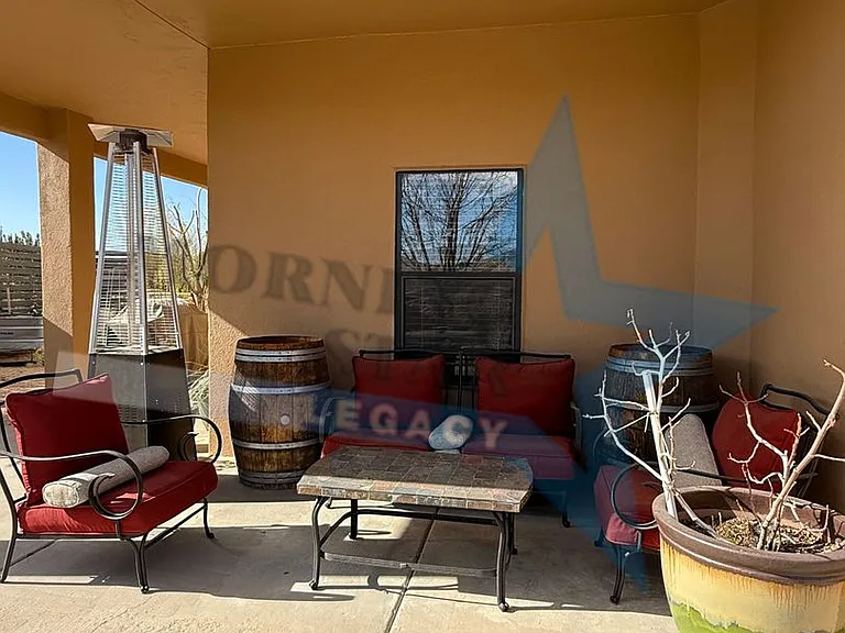 4648 Mesa Rico Dr — Photo 33