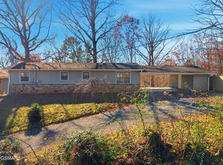 1024 Tramel Rd, Sevierville, TN 37862