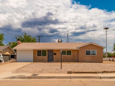 3002 Val Verde Dr NE, Albuquerque, NM, 87110